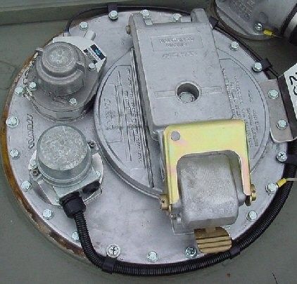 sistema de prevención de sobrellenado instalado en la parte superior del tanque con inmersión HLCO