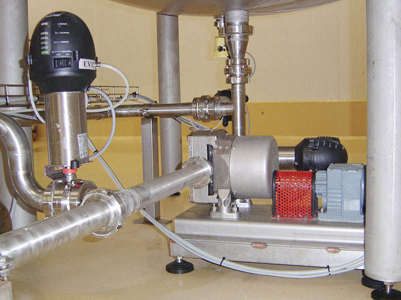 Instalação em papel da bomba de transferência de líquidos SSP Série L
